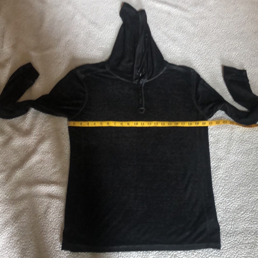 NWOT, i Jeans by Buffalo Men’s distressed lightweight long sleeve hoodie - Picture 9 of 10